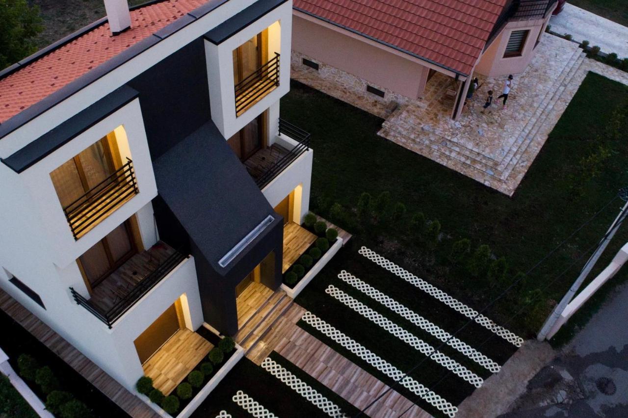 31 Apartment